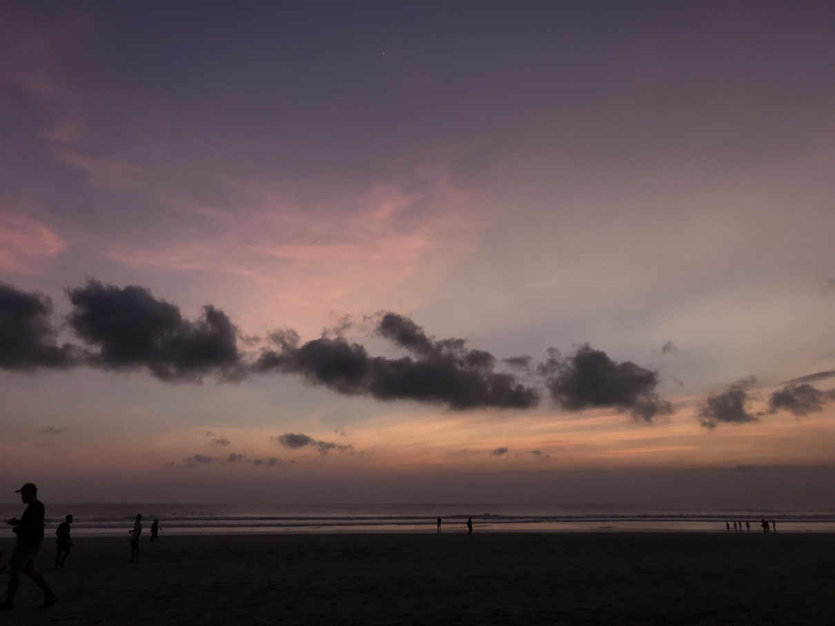 Naplemente után - Seminyak